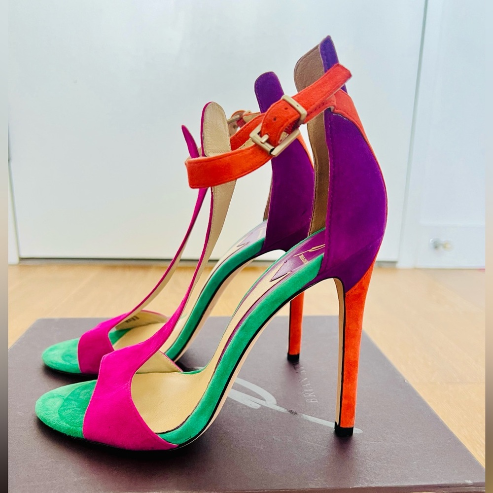 B Brian Atwood T-Strap Sandals